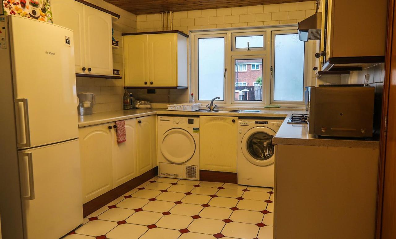 Cozy Double Room - Only Room Londra Esterno foto