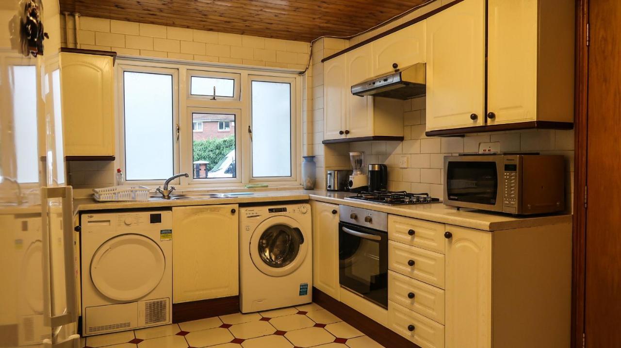 Cozy Double Room - Only Room Londra Esterno foto